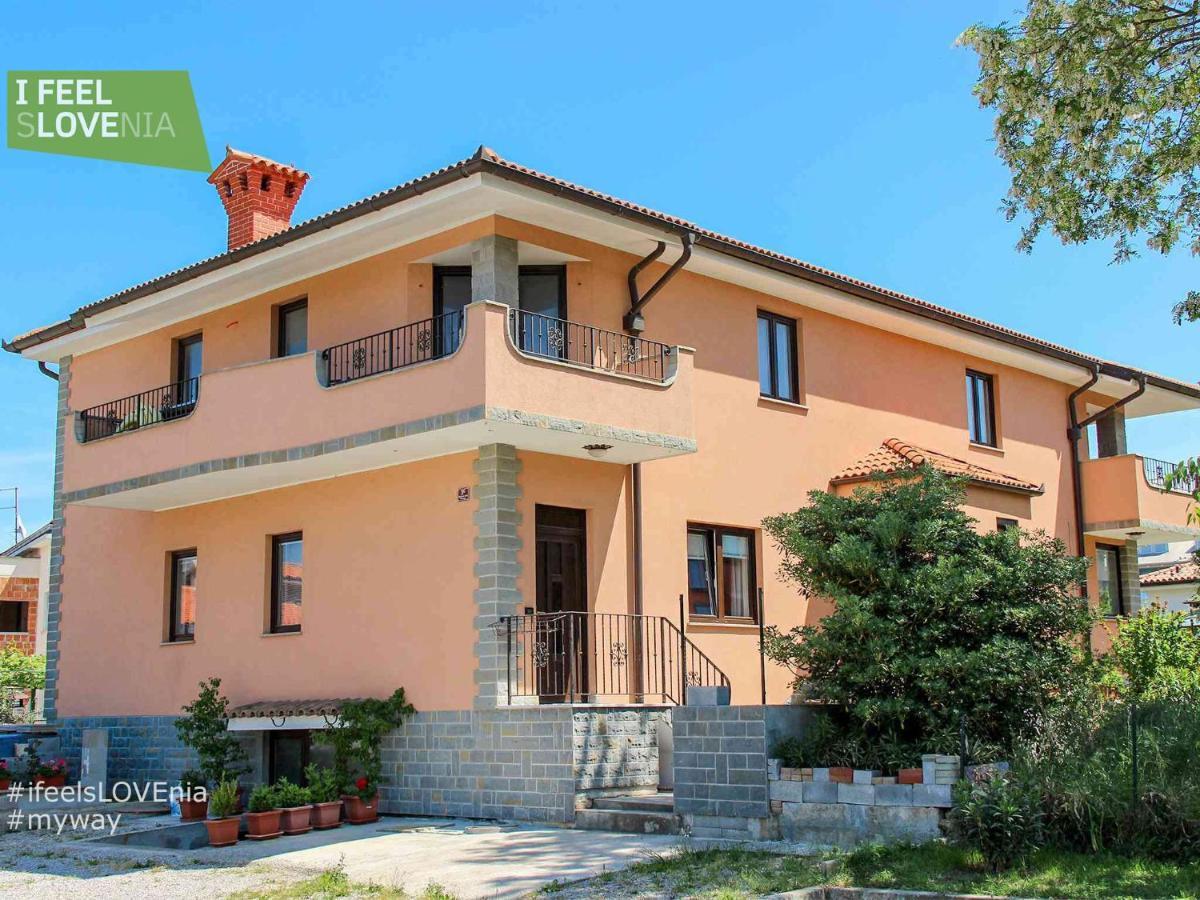Apartment Jerman III Izola Buitenkant foto